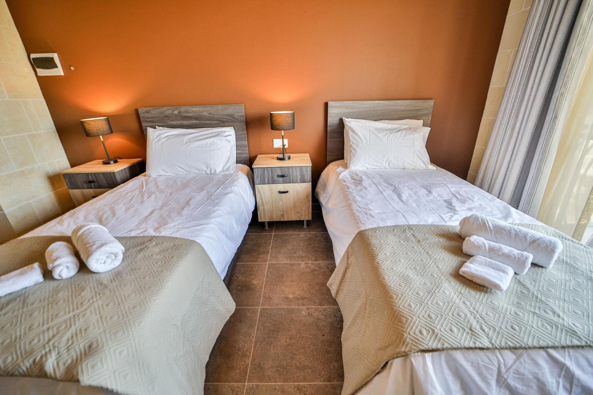 49 Sunrise Lodge Għajnsielem Екстериор снимка