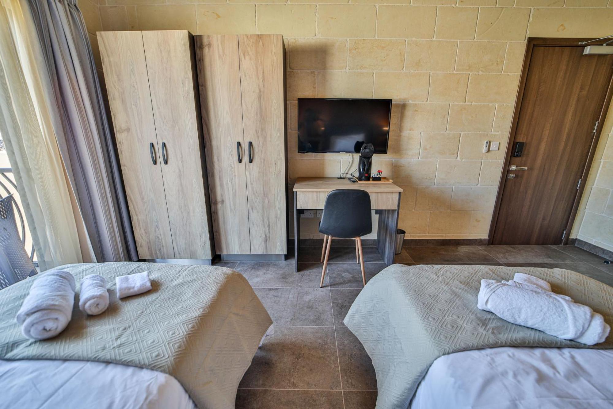49 Sunrise Lodge Għajnsielem Екстериор снимка